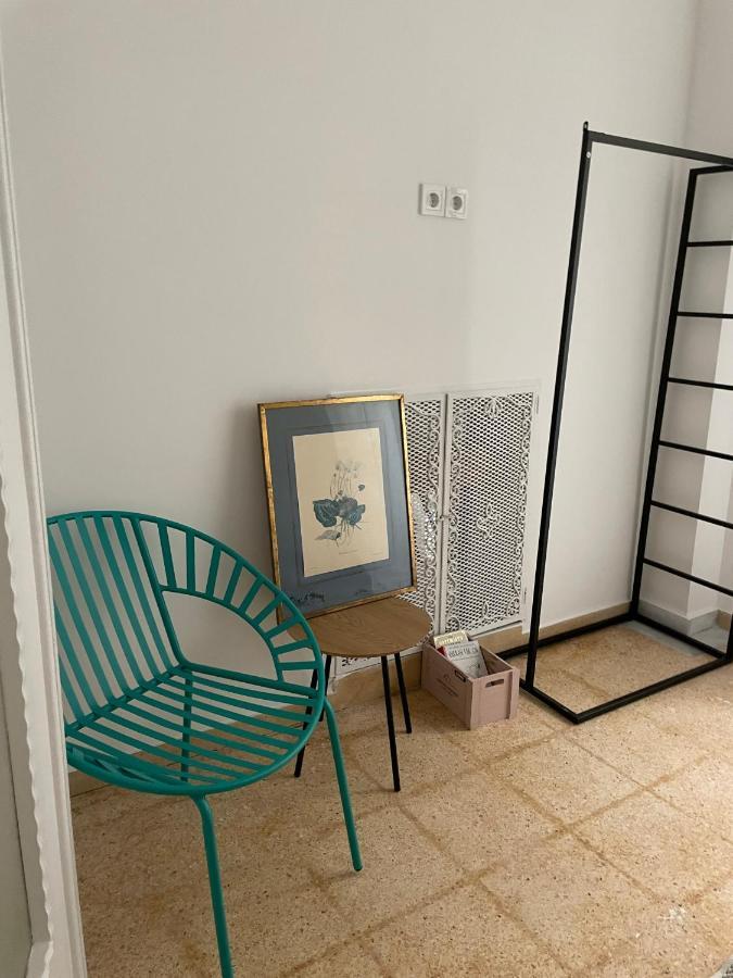 Olive Apartment Renovated 2022 ピレウス エクステリア 写真