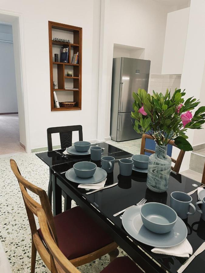 Olive Apartment Renovated 2022 ピレウス エクステリア 写真